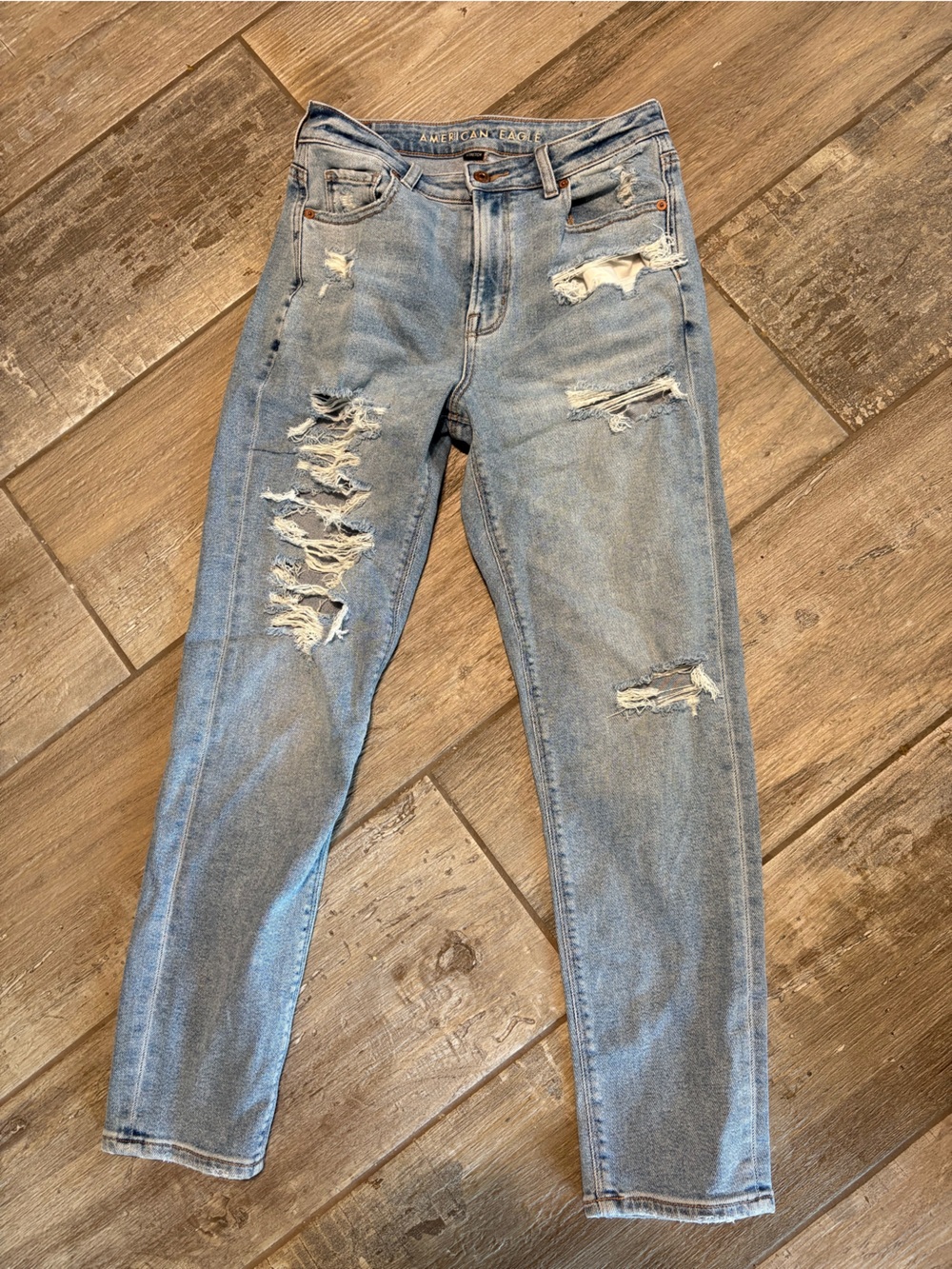 American Eagle Outfitters Light Blue Straight Leg Distressed Jeans